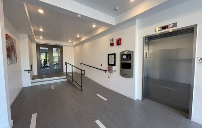 Studio, 1 bath, 574 sqft, $1,950, Unit Unit 307