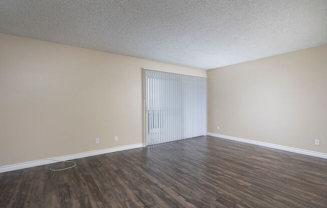 1 bed, 1 bath, 844 sqft, $2,595, Unit 207