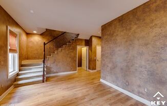 3312 Victor Pl