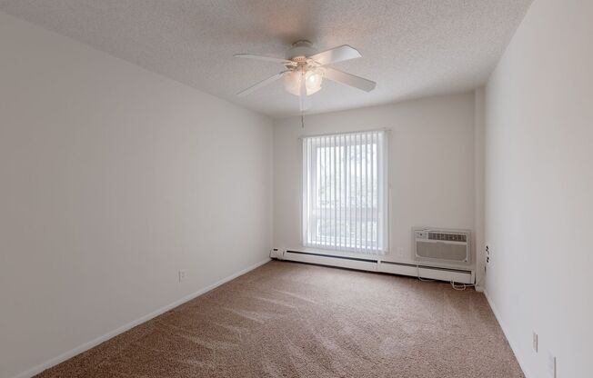 1 bed, 1 bath, 740 sqft, $1,025, Unit 305