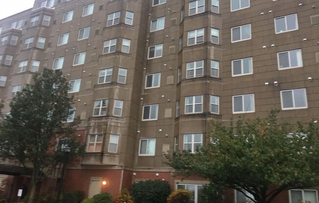 2 beds, 2 baths, 1,061 sqft, $2,750, Unit 707