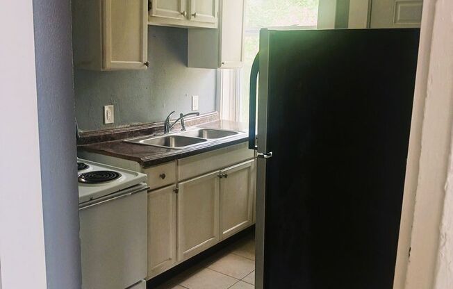 1 bed, 1 bath, 750 sqft, $875, Unit 3636-1