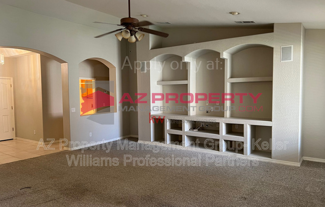 5822 W CHARTER OAK RD