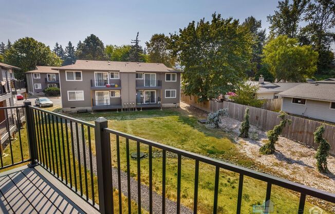 2 beds, 1 bath, 730 sqft, $1,600, Unit 79