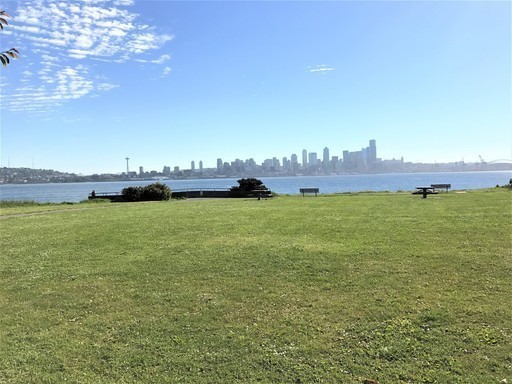 2 beds, 1.5 baths, 900 sqft, $2,195, Unit 06