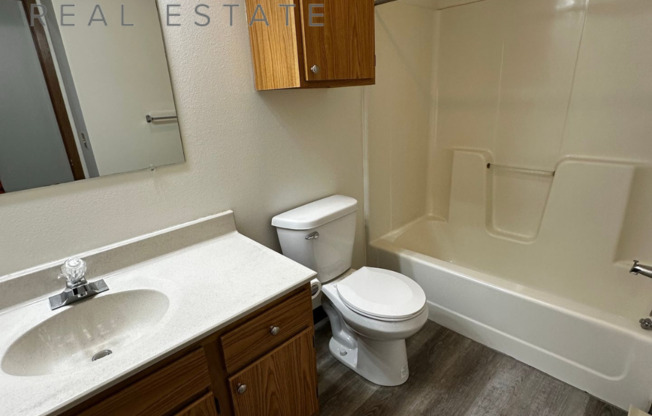 1 bed, 1 bath, 786 sqft, $850, Unit TE218X-219
