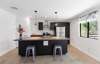Remodeled 1 bedroom 1 bath in Tempe!