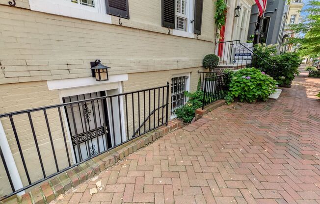 Charming and light-filled garden condo in the heart of Georgetown!