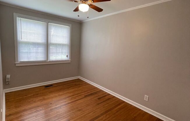 2 beds, 1 bath, $1,425