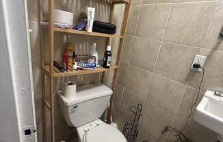 131 W 116 ST