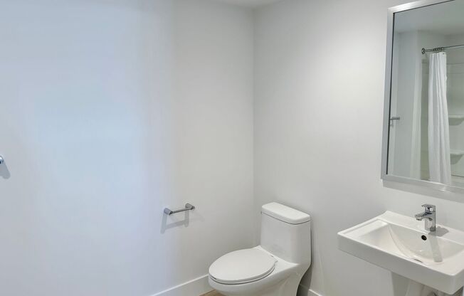 1 bed, 1 bath, 607 sqft, $2,440, Unit 602