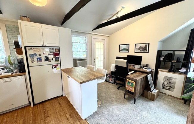 120 UPLAND RD