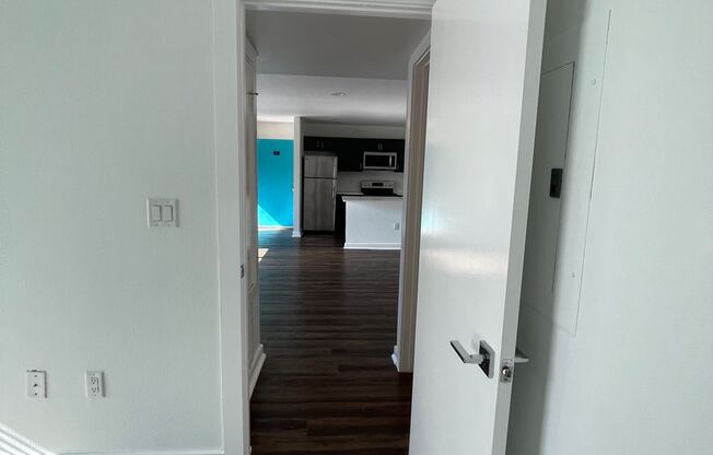 1 bed, 1 bath, 655 sqft, $1,200, Unit 201