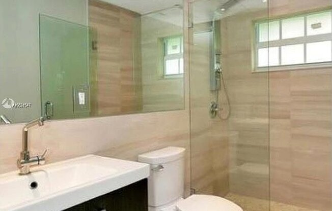 307 Majorca Ave # 307