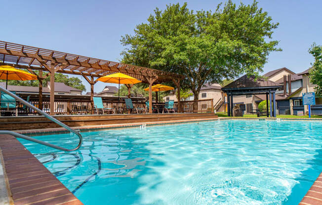 pet-friendly apartments for rent in austin with a swimming pool