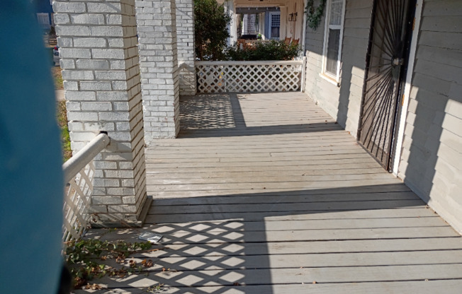 1081 ARLINGTON AVE SW