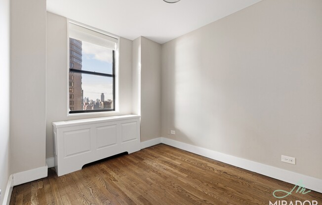 2 beds, 1.5 baths, $5,500, Unit 31C