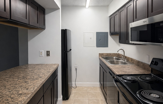 2 beds, 1 bath, 760 sqft, $1,575, Unit 1-0404