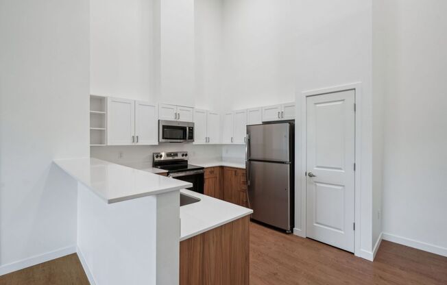 1 bed, 1 bath, 772 sqft, $1,599, Unit 79