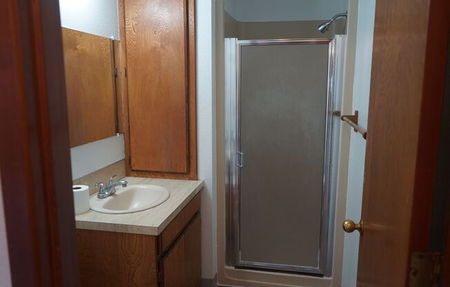 2 beds, 2 baths, $1,995