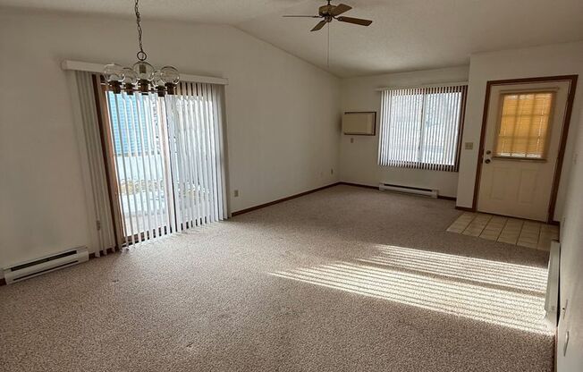 East Ridge Townhomes LLC