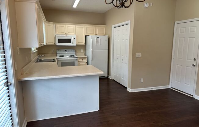 3 beds, 2.5 baths, 1,496 sqft, $1,850, Unit 103 Cypress Pointe Drive