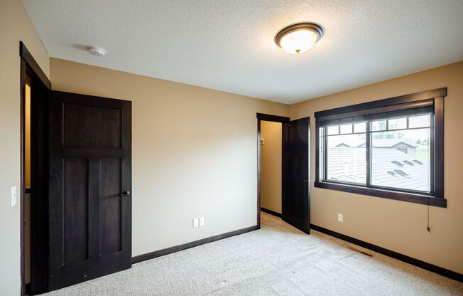 2 beds, 1.5 baths, 1,080 sqft, $1,875, Unit 3324