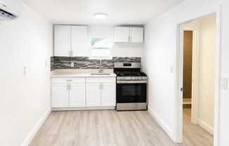 Charming and fully renovated 1-bedroom, 1-bath ADU for Lease!! Landscaping/Utilities Included