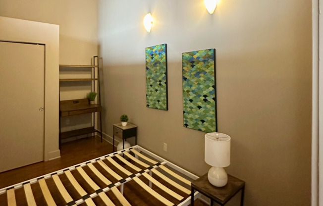 1 bed, 1 bath, $725, Unit Apt. 301 A - Male Co-Living SHARED APT