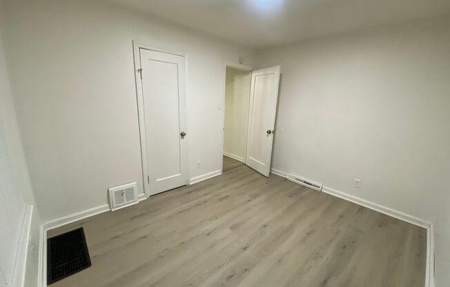 2 beds, 1 bath, $1,000