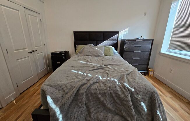 1 bed, 1 bath, 429 sqft, $1,195, Unit 225