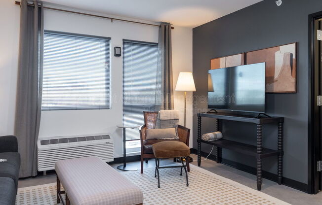 1 bed, 1 bath, 449 sqft, $745, Unit 118