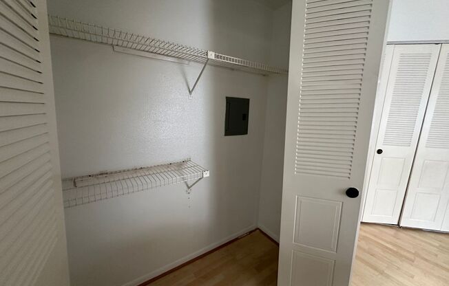 Studio, 1 bath, 432 sqft, $895, Unit 120