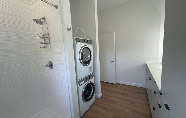 Studio, 1 bath, 546 sqft, $1,600, Unit 201