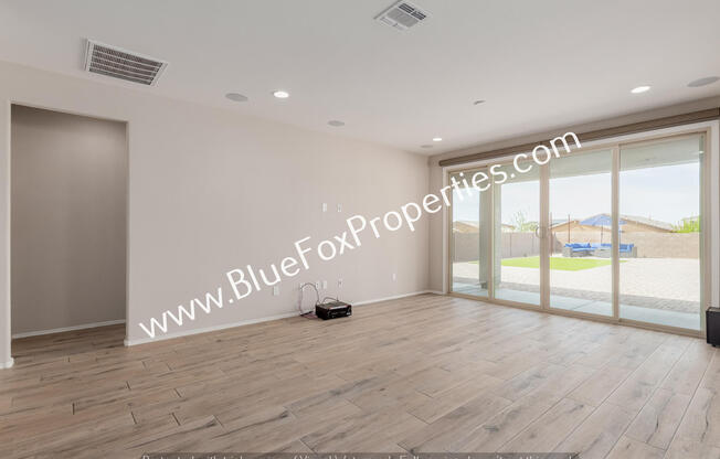 2271 W ALAMO SPG LOOP