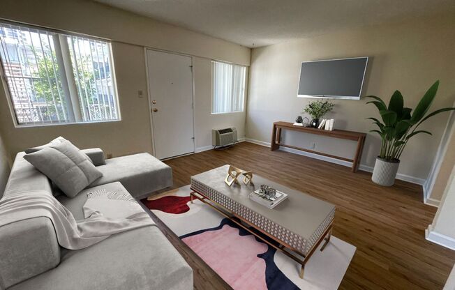 2 BR Glendale Gem:  Where Convenience Meets Americana Charm