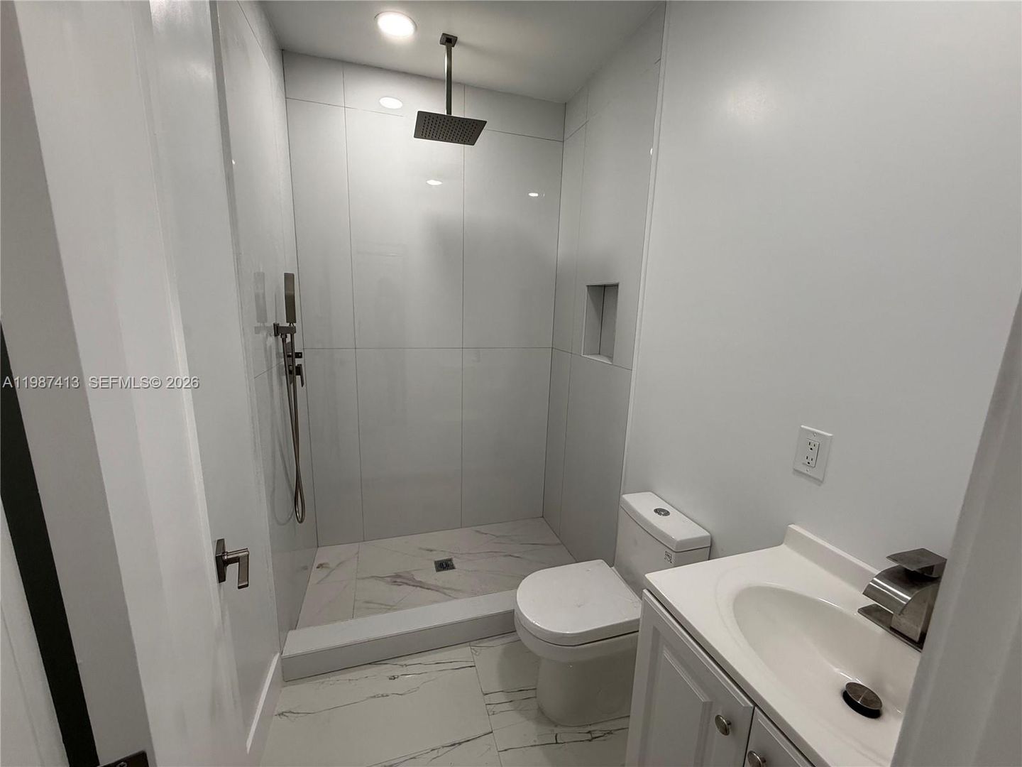 11100 NW 21ST ST SUNRISE, FL 33322