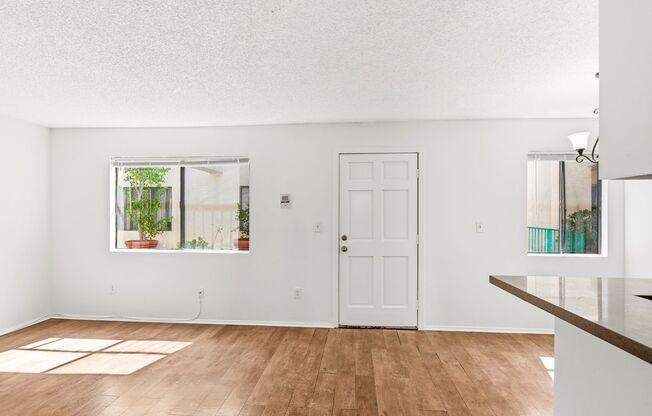 Harvard, Glendale Residences