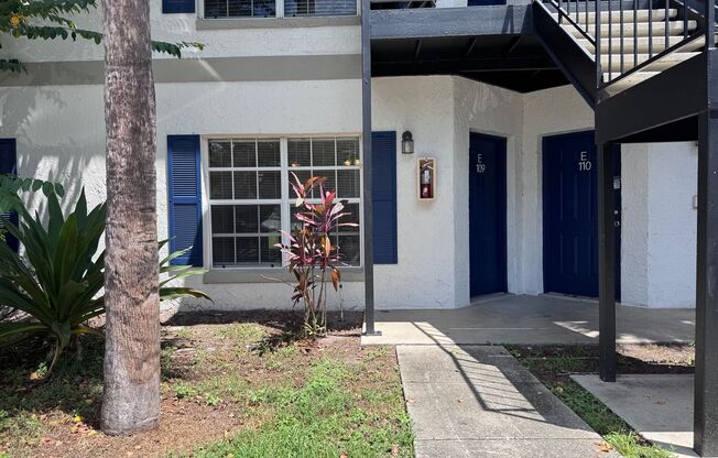 2/2 first floor unit Lancelot of Winter Park