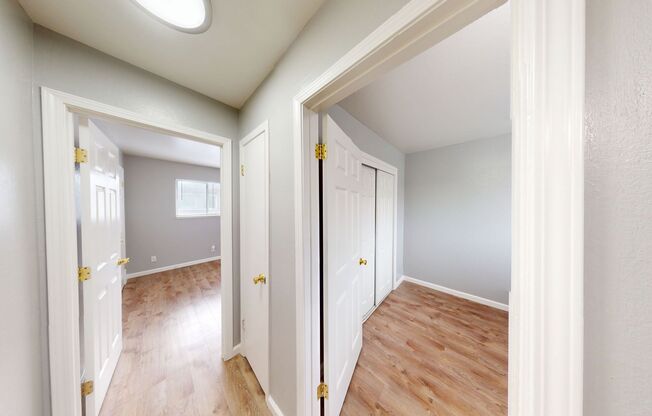 2 beds, 1 bath, 715 sqft, $2,450, Unit 625-6