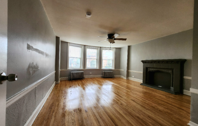 1307 W 91