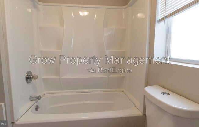 2 beds, 1.5 baths, 1,096 sqft, $1,737