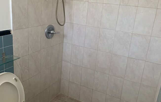 Studio in Central Location + Parking