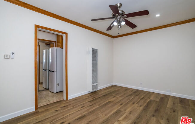 Studio, 1 bath, 250 sqft, $1,595, Unit 9