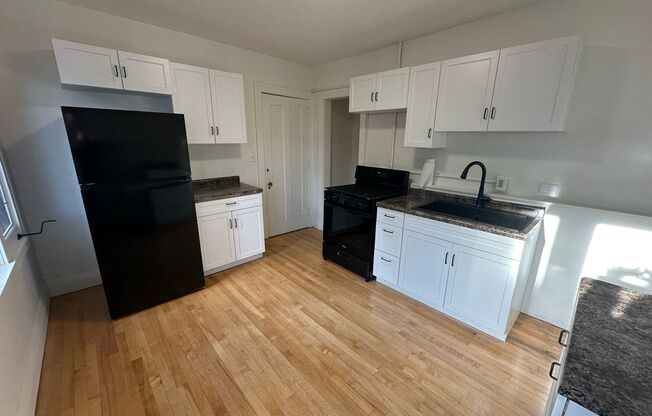 1 bed, 1 bath, 650 sqft, $1,550, Unit Unit 2