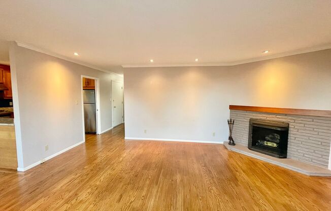 2BR / 2BA w/ Garage, Outdoor Space, In unit Laundry -  in the desirable Corona Heights, Castro neighborhood! Close to everything!  PROGRESSIVE