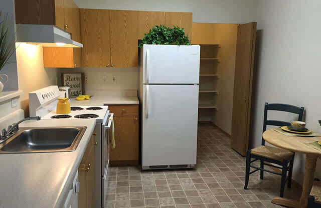 Kitchen at VINTAGE AT BREMERTON, Bremerton, Washington