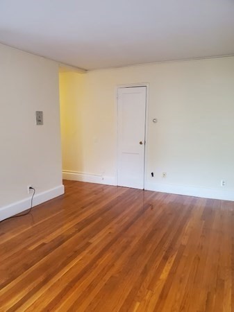 9 VICTORY RD