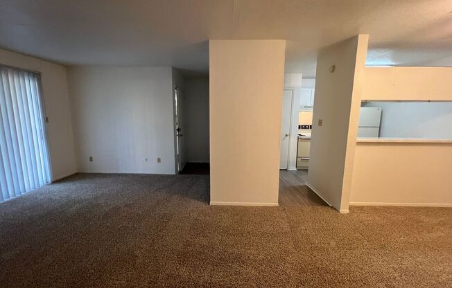 2 beds, 1 bath, 832 sqft, $1,150, Unit 506