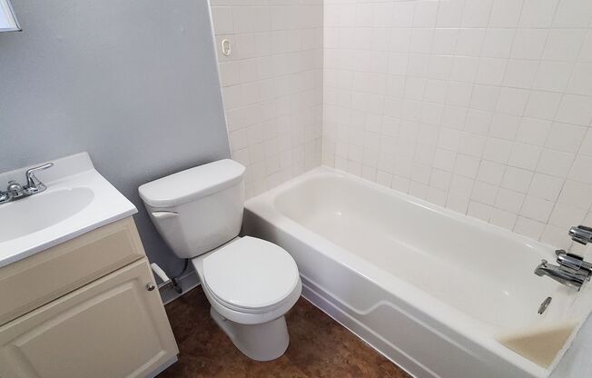 304 S. Graham Street, Apt. 2-A, Pittsburgh PA 15232
